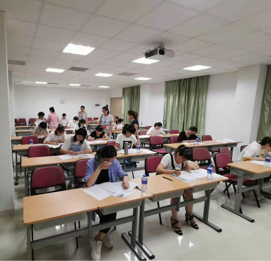 大学照片期末考试图片